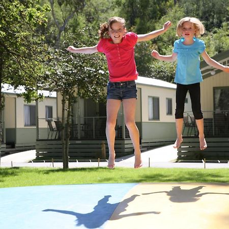 Отель Crystal Brook Tourist Park Doncaster East Экстерьер фото